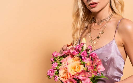 פרחים בחיי האישה חשיבות הפרחים בחיי האישה